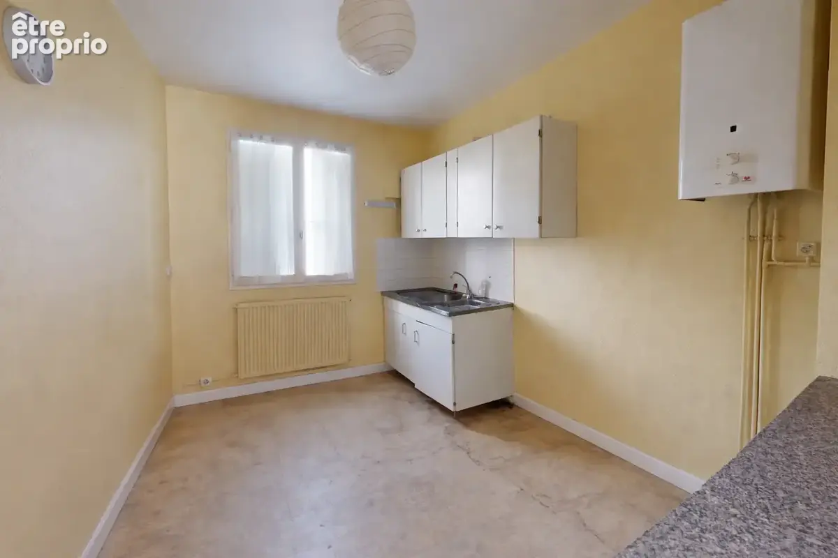 Amboise,  Appartement de 72m2  avec fort potentiel à deux pas de l'hyper centre - photo 3