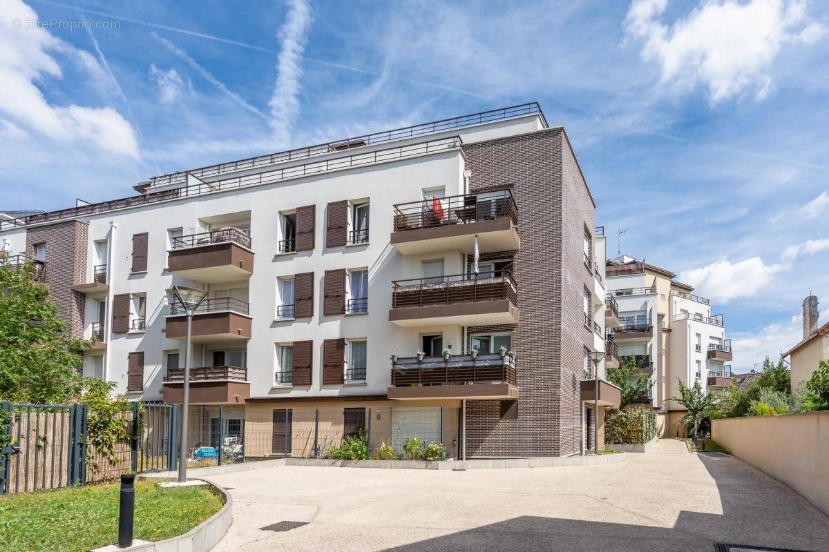 Appartement à ROSNY-SOUS-BOIS