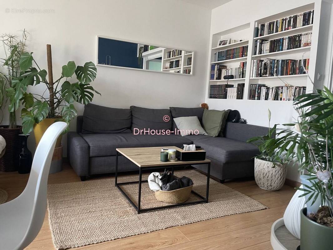 Appartement à SAINT-ETIENNE