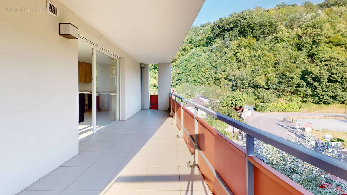 Appartement à GIERES
