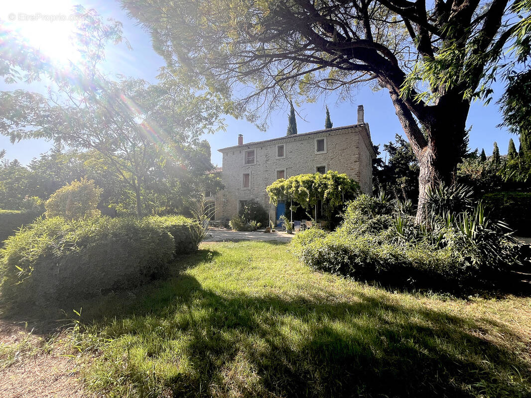 Maison à SAINT-HIPPOLYTE-LE-GRAVEYRON