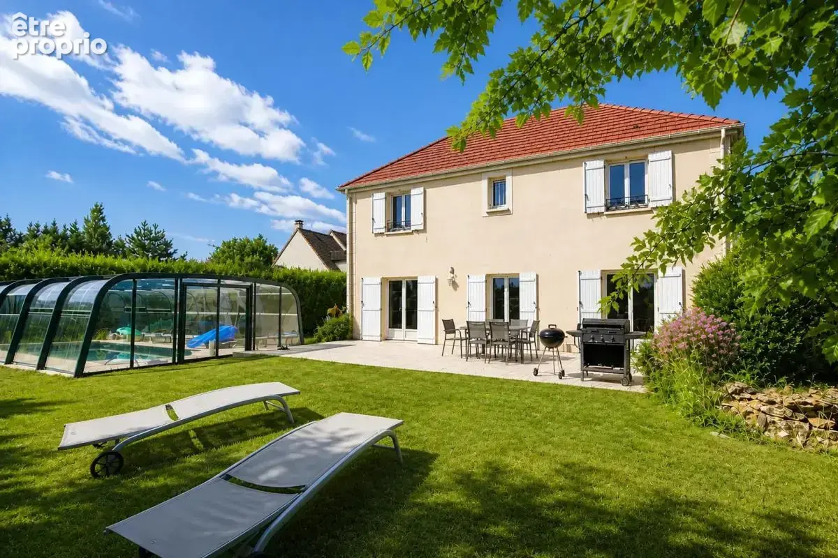 Maison 6 pièces de 139m2 - Saint-Fargeau-Ponthierry - photo 1
