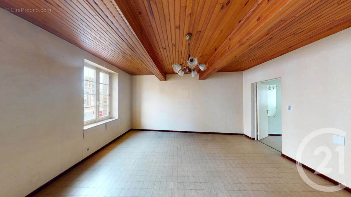 Maison 90 m² à L'isle-Jourdain  - photo 5