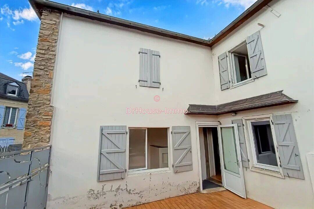 Maison à MOUMOUR