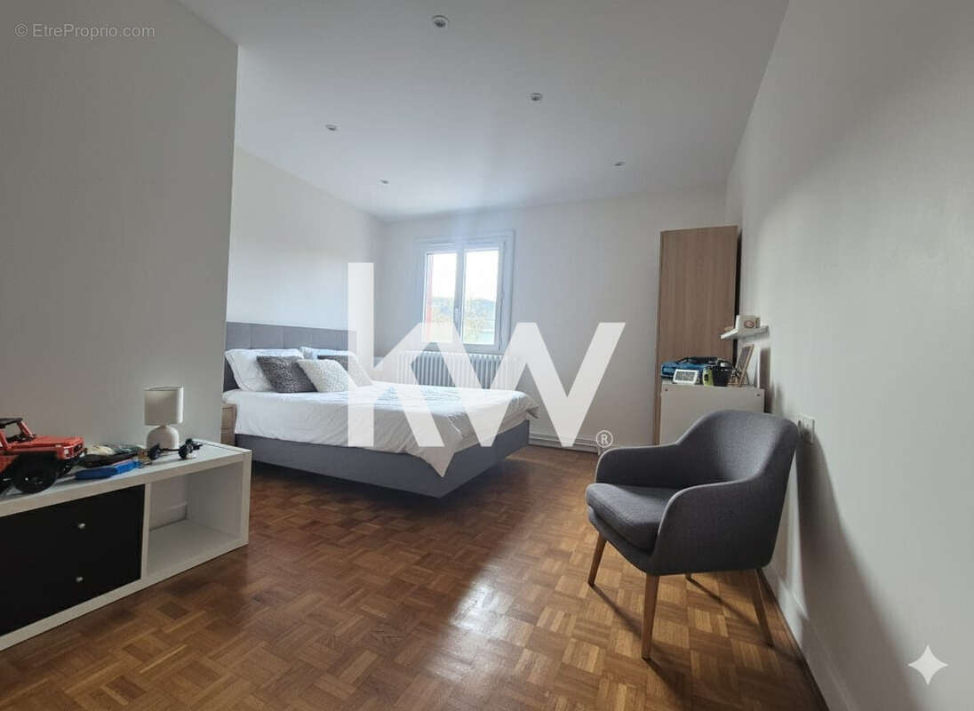 Maison 224 m² à Dunieres  - photo 5