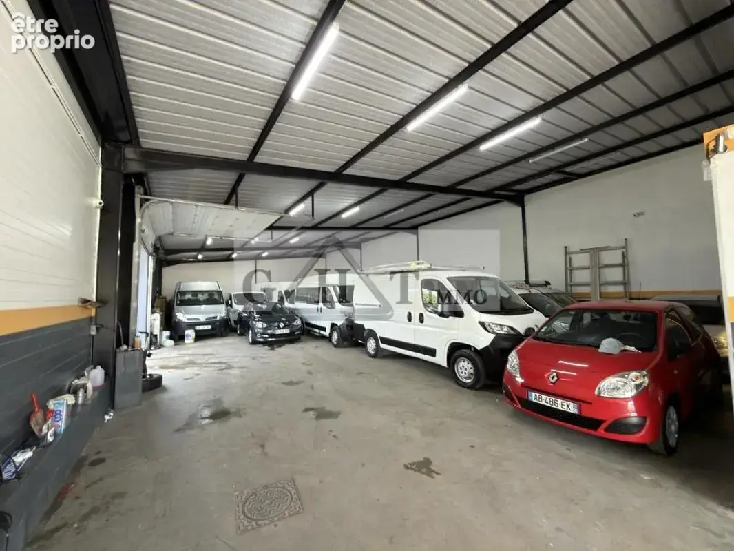 Entrepot 869m2 a vendre le plessis pâté - photo 3