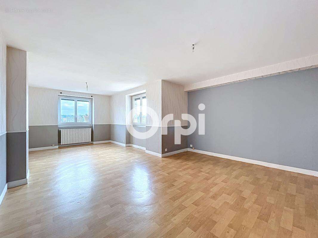 Appartement à BRIVE-LA-GAILLARDE