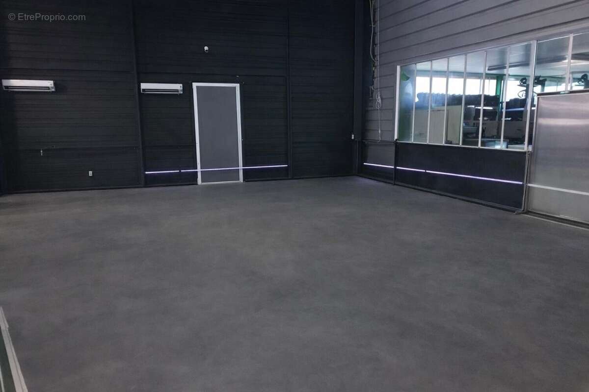 Photo 3 - Commerce à GERARDMER