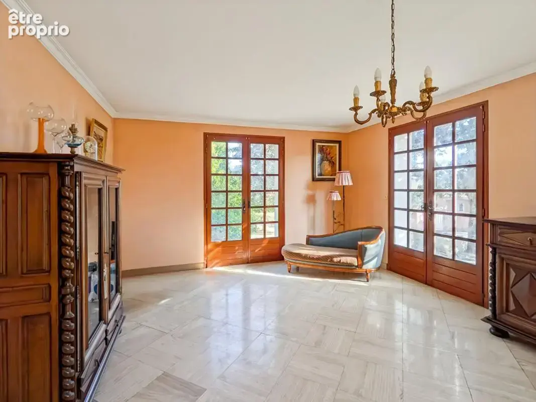 Maison 5 pièces de plain-pied avec sous-sol - Lescure d'Albigeois - photo 5