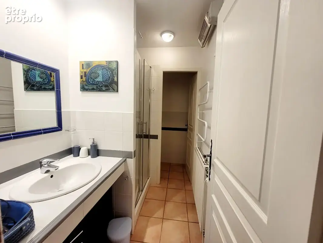 Propriété de charme en pierre avec gîte indépendant, piscine et vue exceptionnelle sur les 3 Becs - photo 12