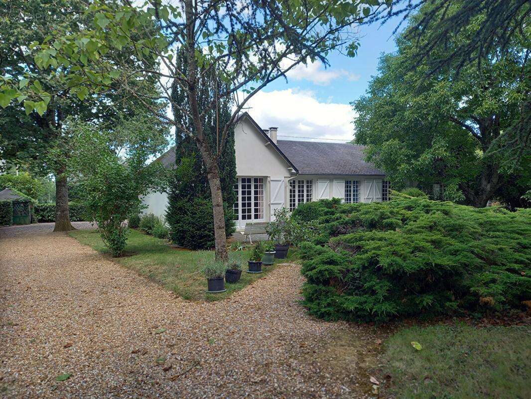 Maison Bauge En Anjou 6 pièce(s) 116 m2 - photo 8