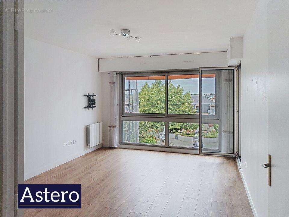Appartement à NOGENT-SUR-MARNE