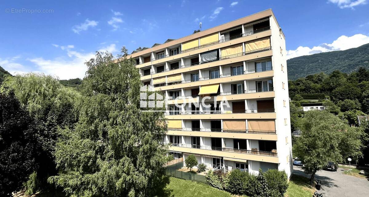 Appartement à VIZILLE