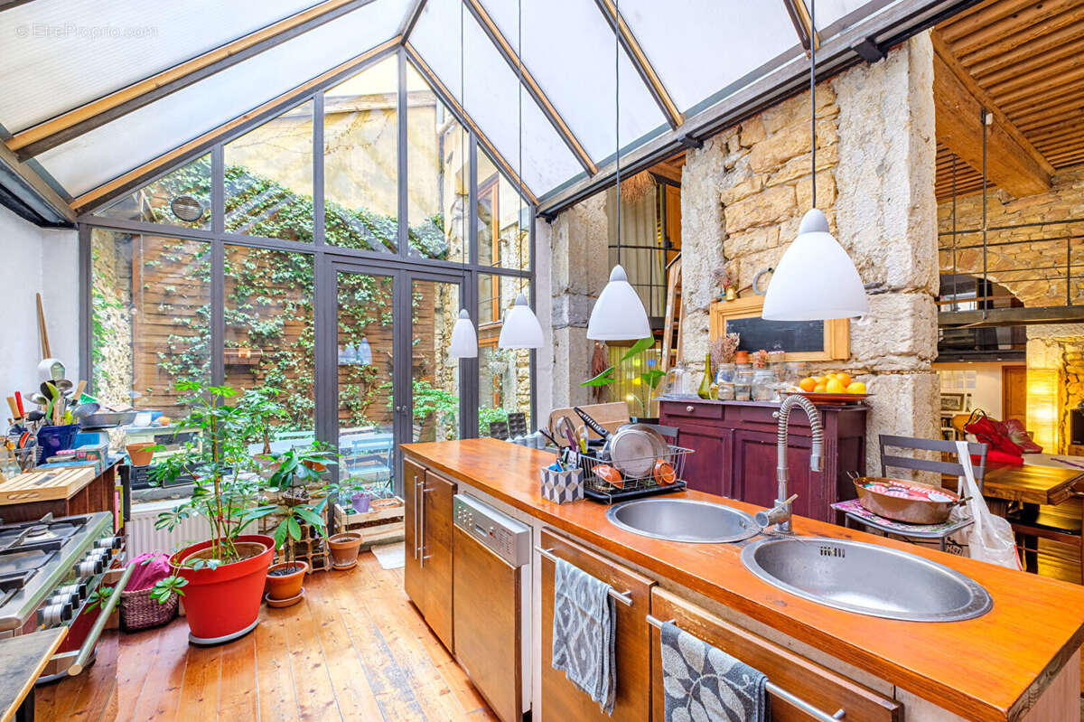 Appartement à LYON-1E