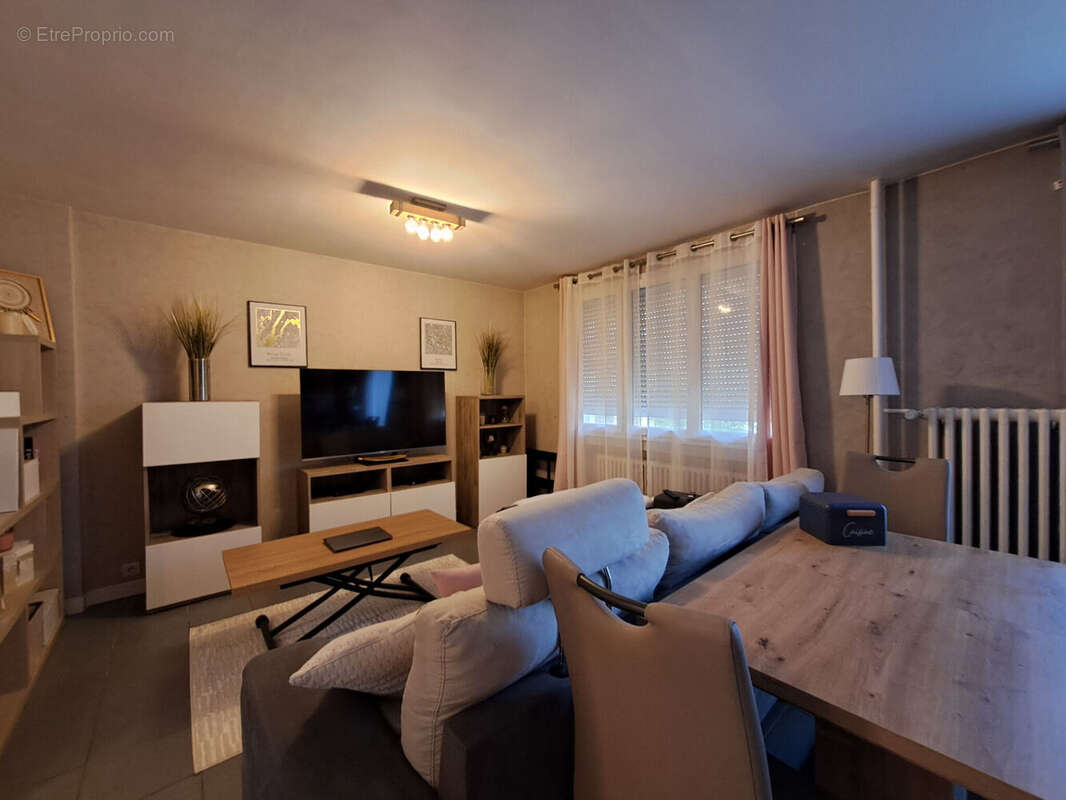 Photo 3 - Appartement à SAINT-ETIENNE