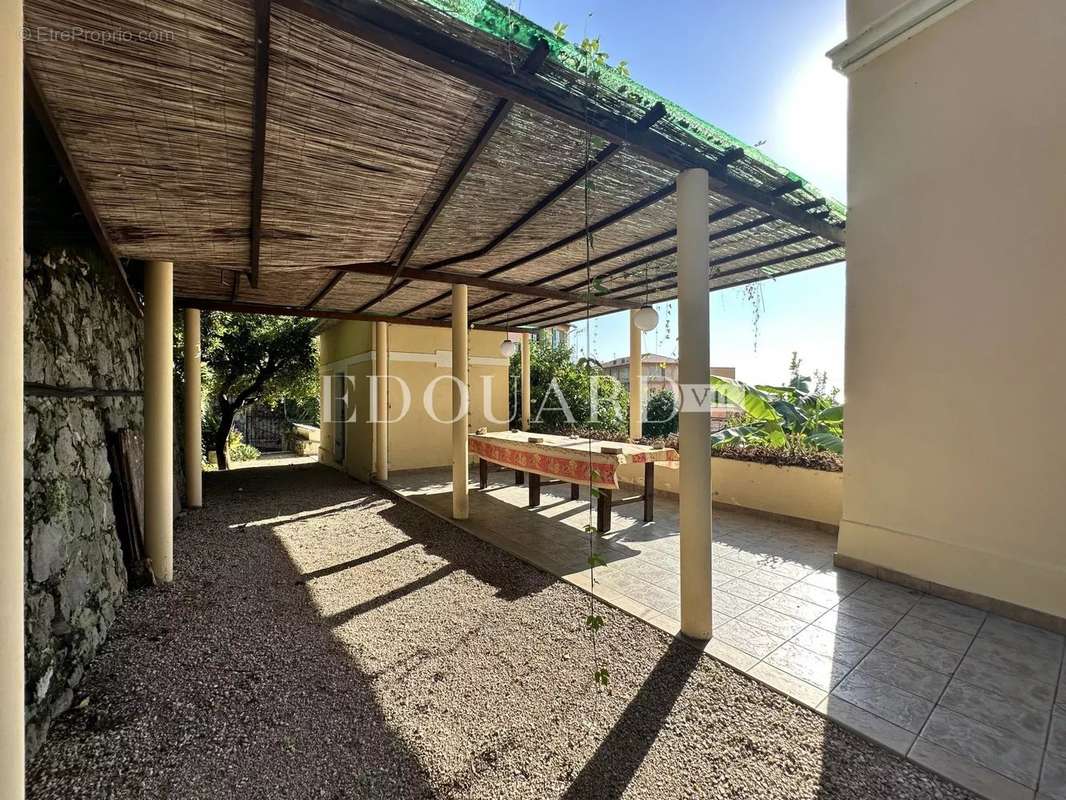 Appartement à MENTON