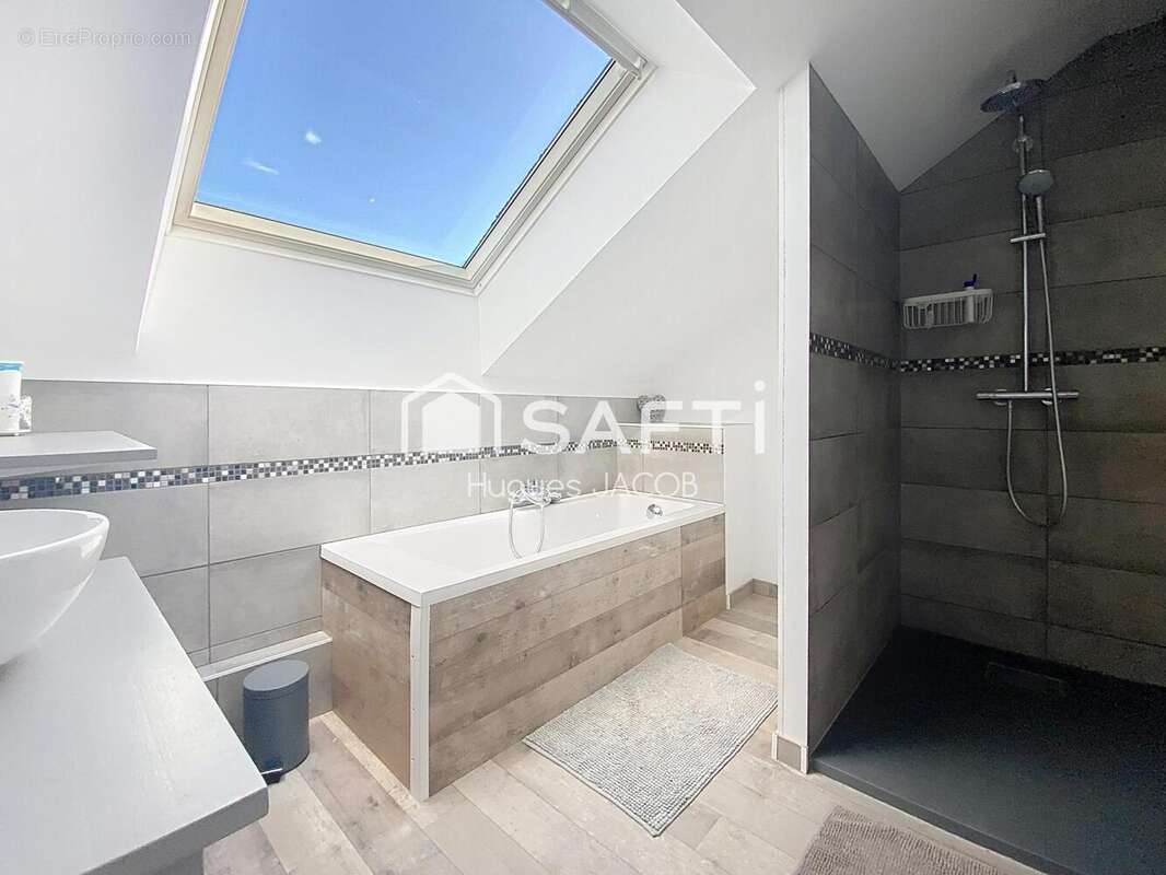 Photo 8 - Maison à LAIZE-LA-VILLE