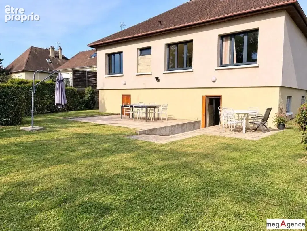Maison indivuduelle totalement rénovée 3 chambres - Sous sol total - Jardin plat et clos 711 m² - Epône 78680 - photo 7