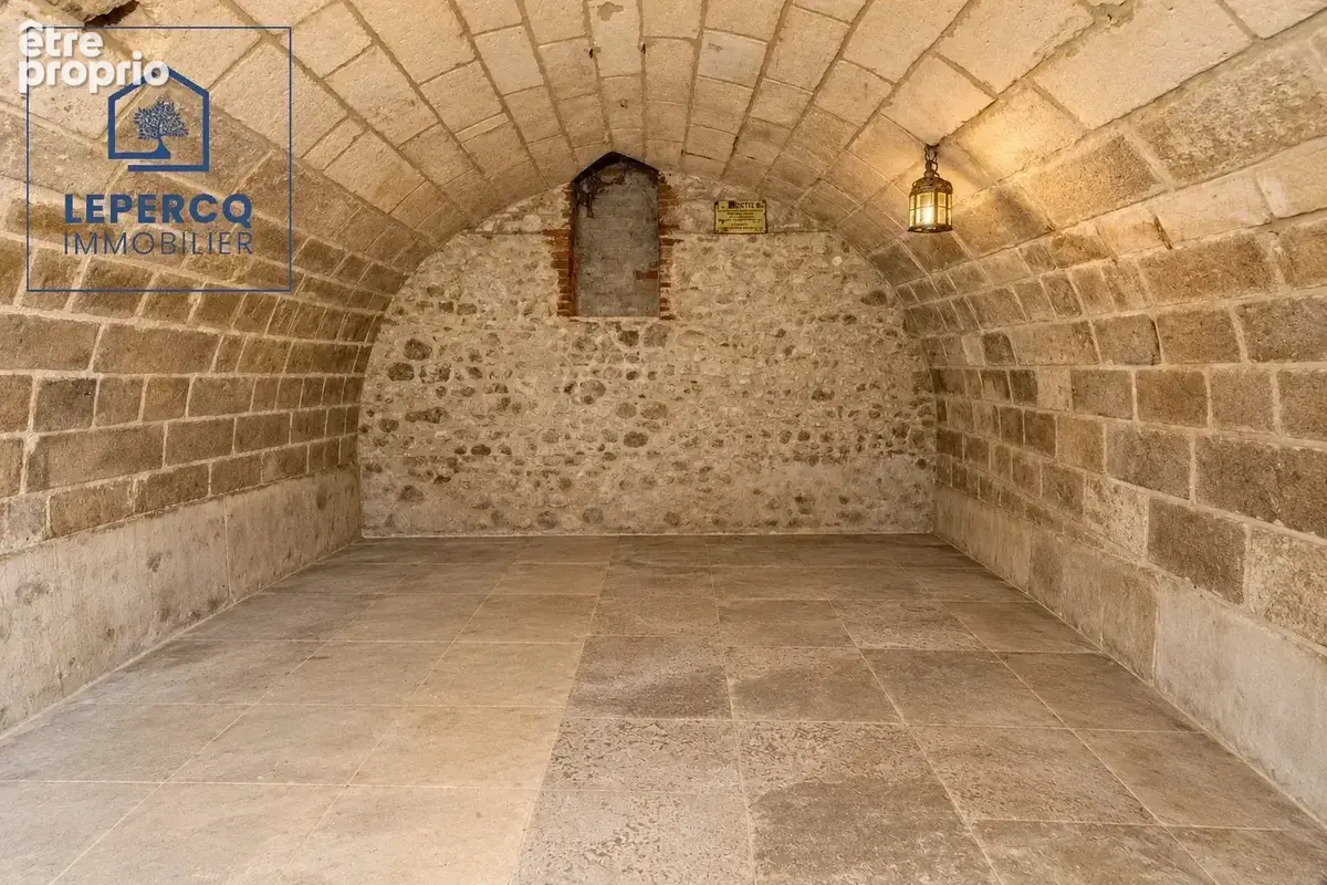 Magnifique maison en pierre, 8 pièces, 235 m² - photo 13