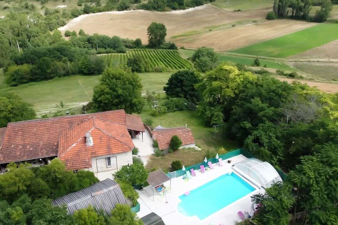 Maison à BAGAT-EN-QUERCY