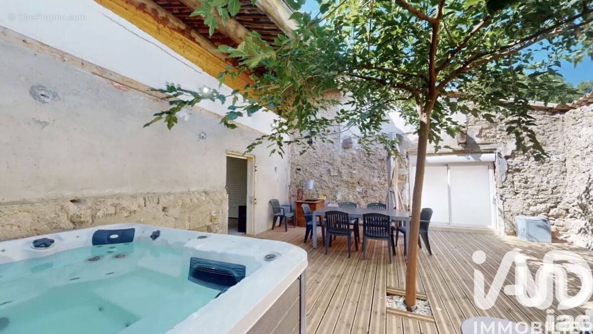 Photo 1 - Maison à COLOMBIERS