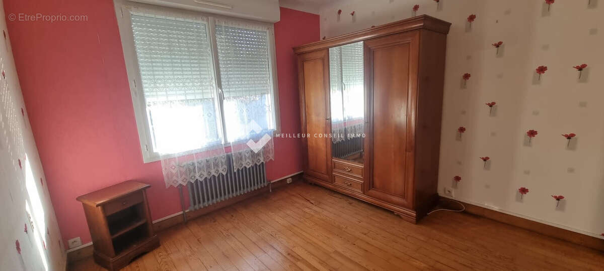 Maison 97 m² à Le Vieux-Marche  - photo 5