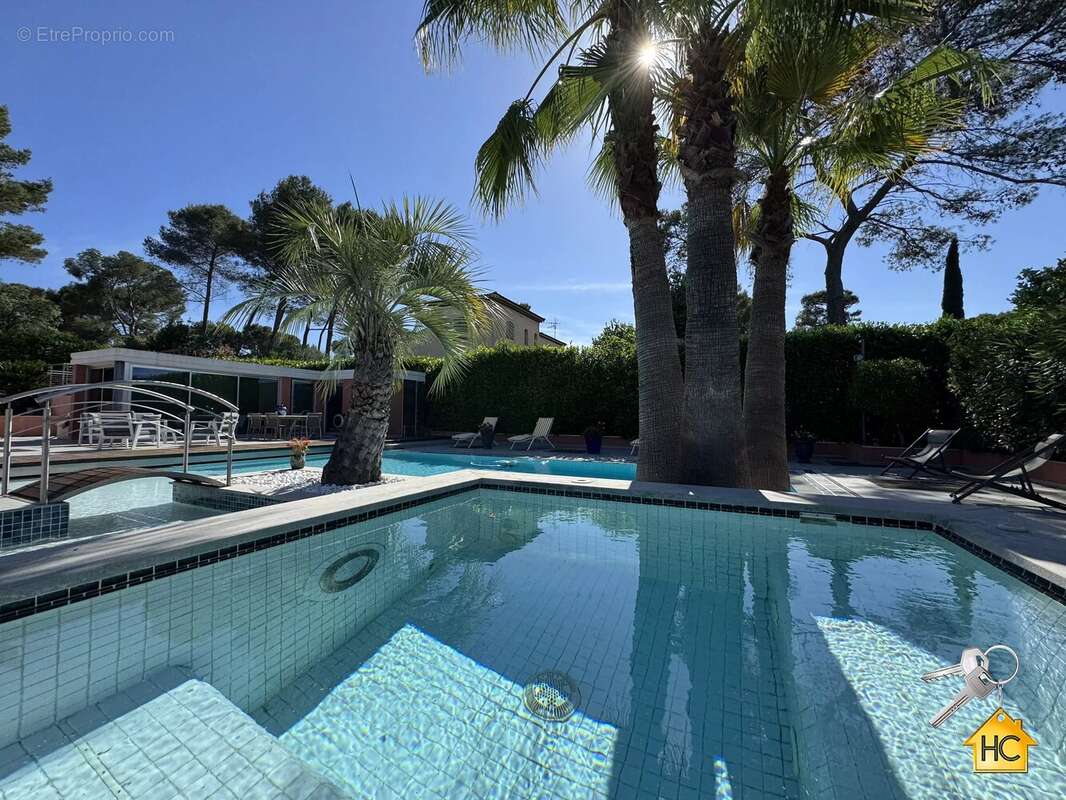 Maison à MOUGINS