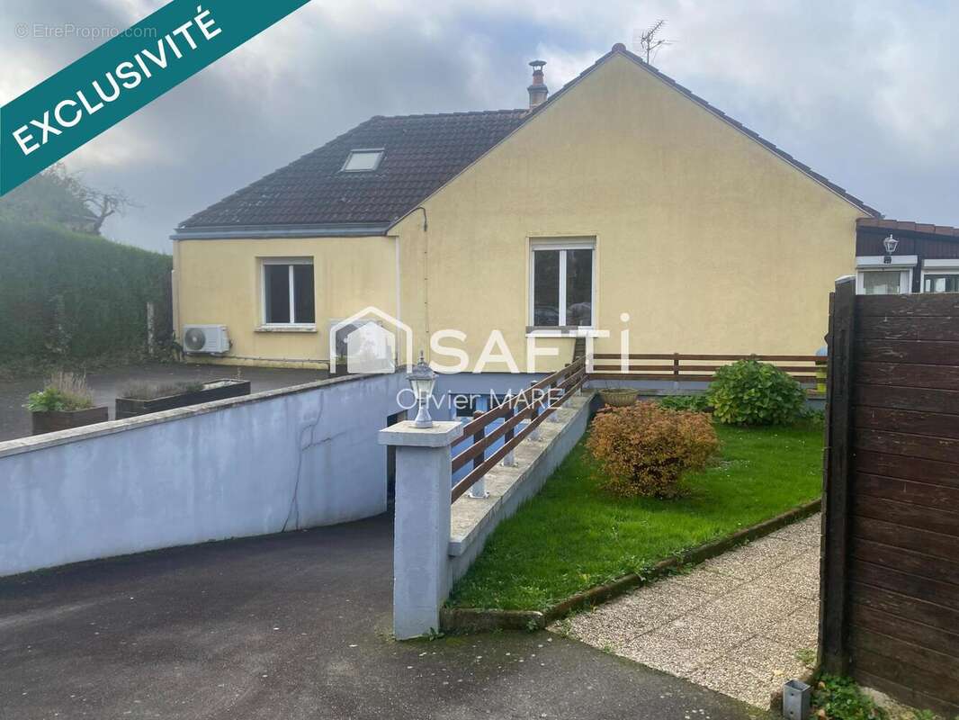 Photo 2 - Maison à CHAMPSECRET