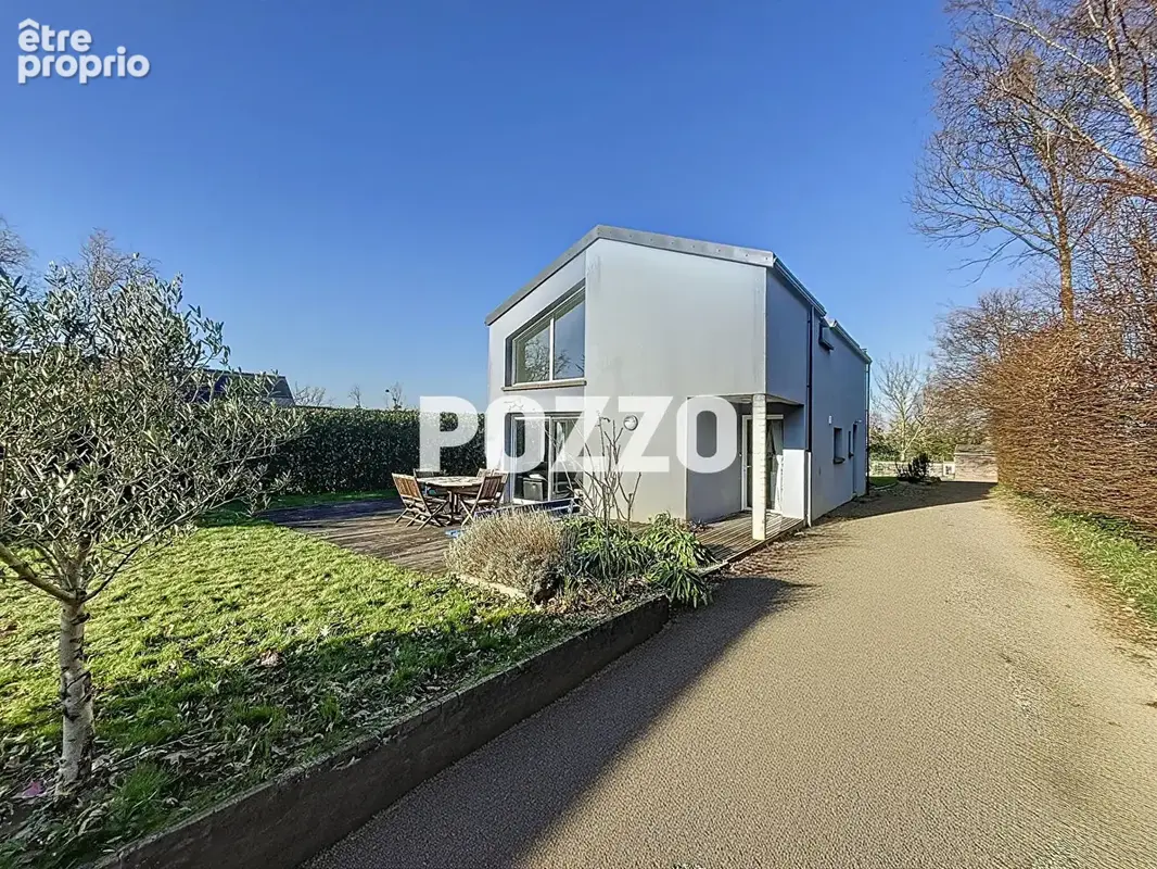 Photo Maison à Saint-Pierre-Langers au prix de 319 000€