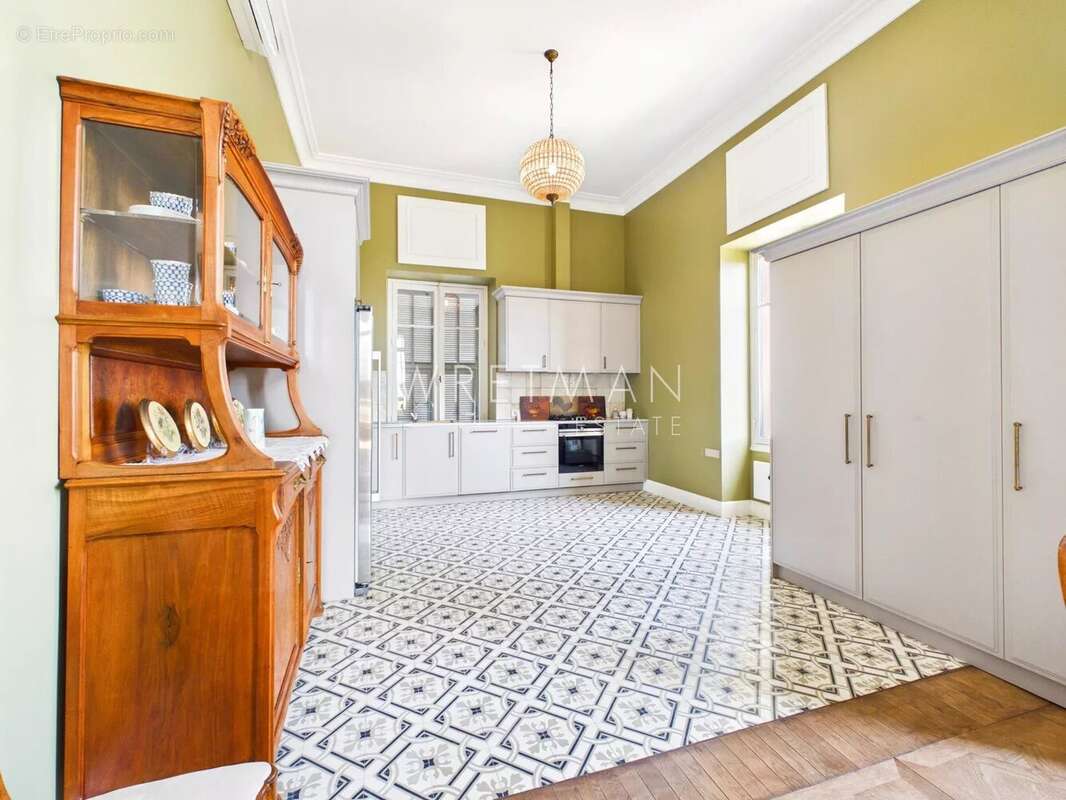 Appartement à ROQUEBRUNE-CAP-MARTIN