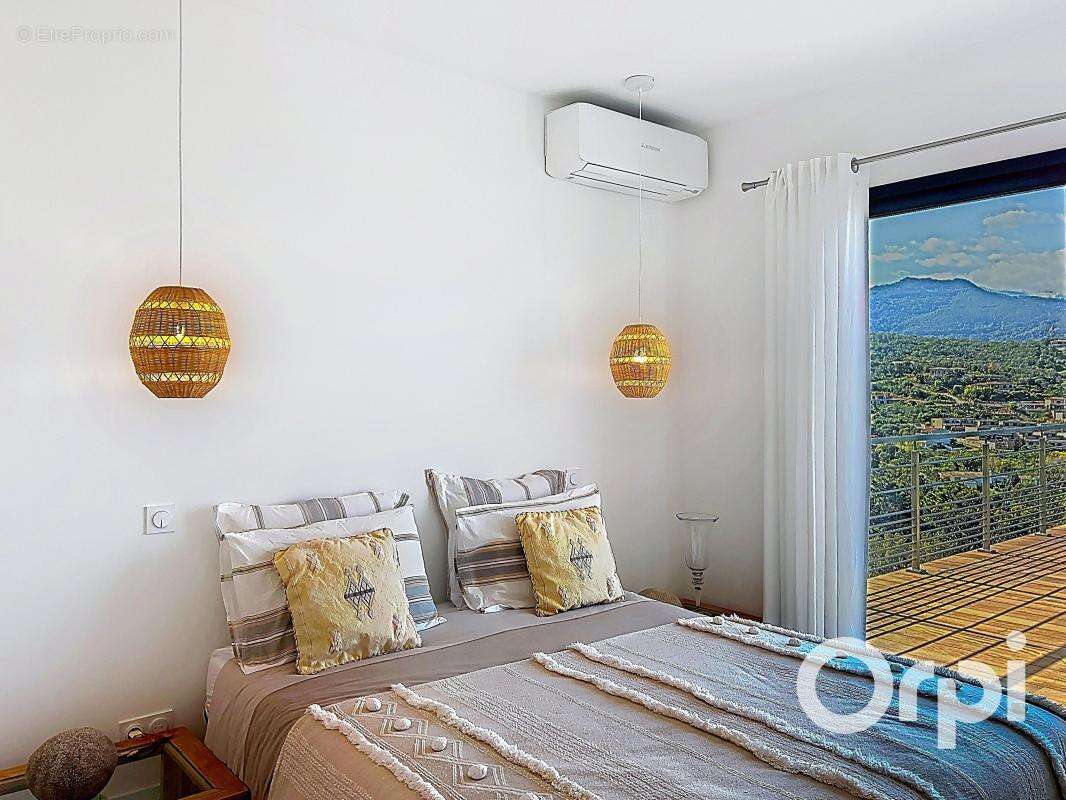 Maison à PORTO-VECCHIO