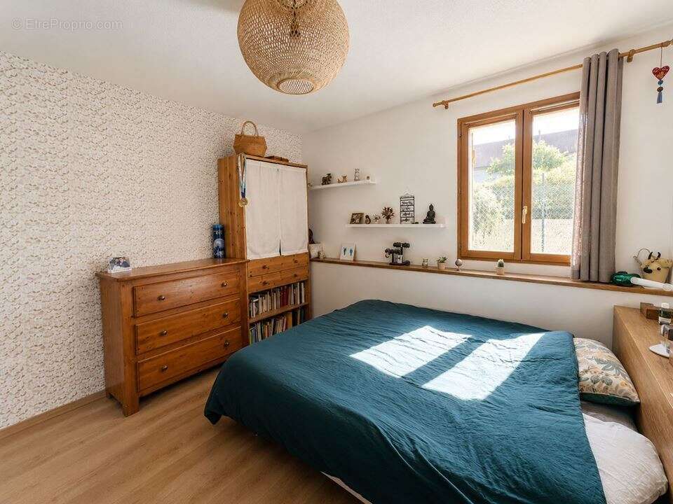Appartement à VILLY-LE-PELLOUX