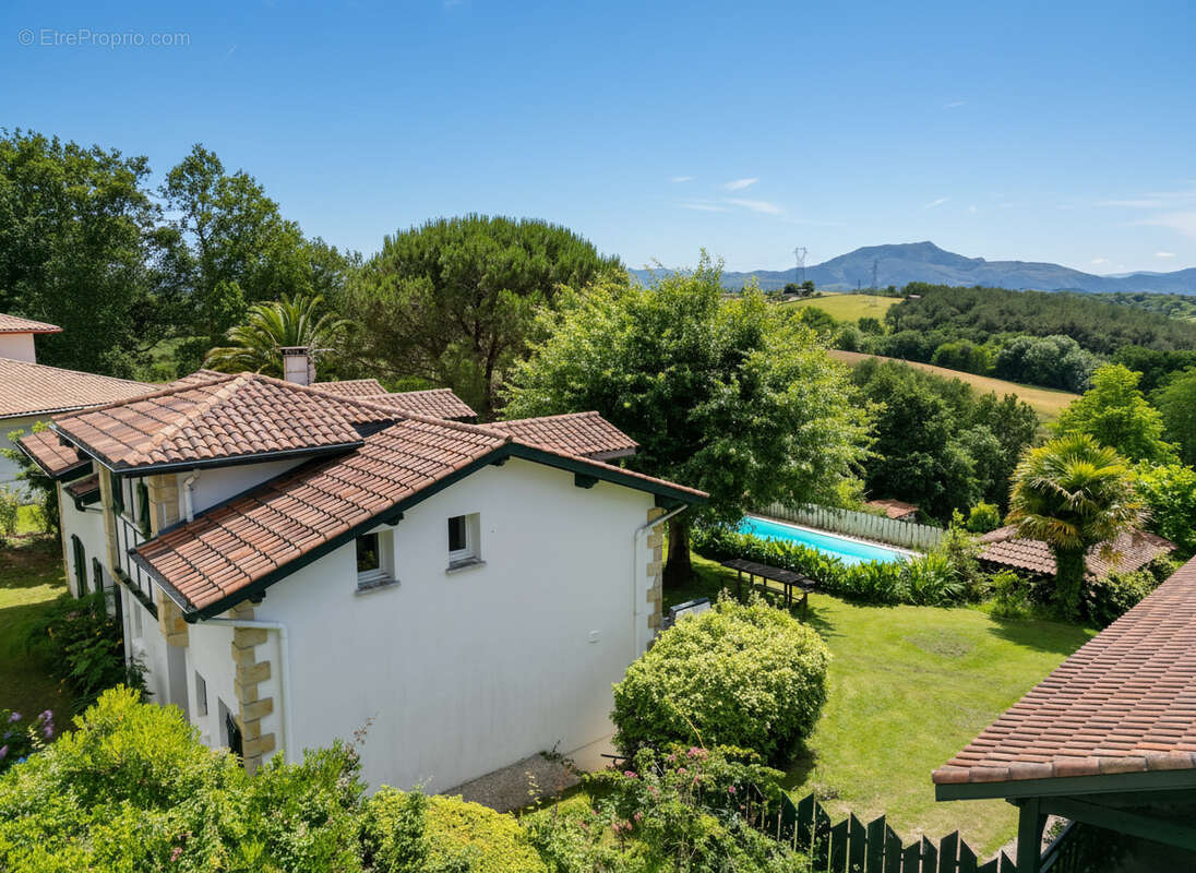 Maison à ARBONNE