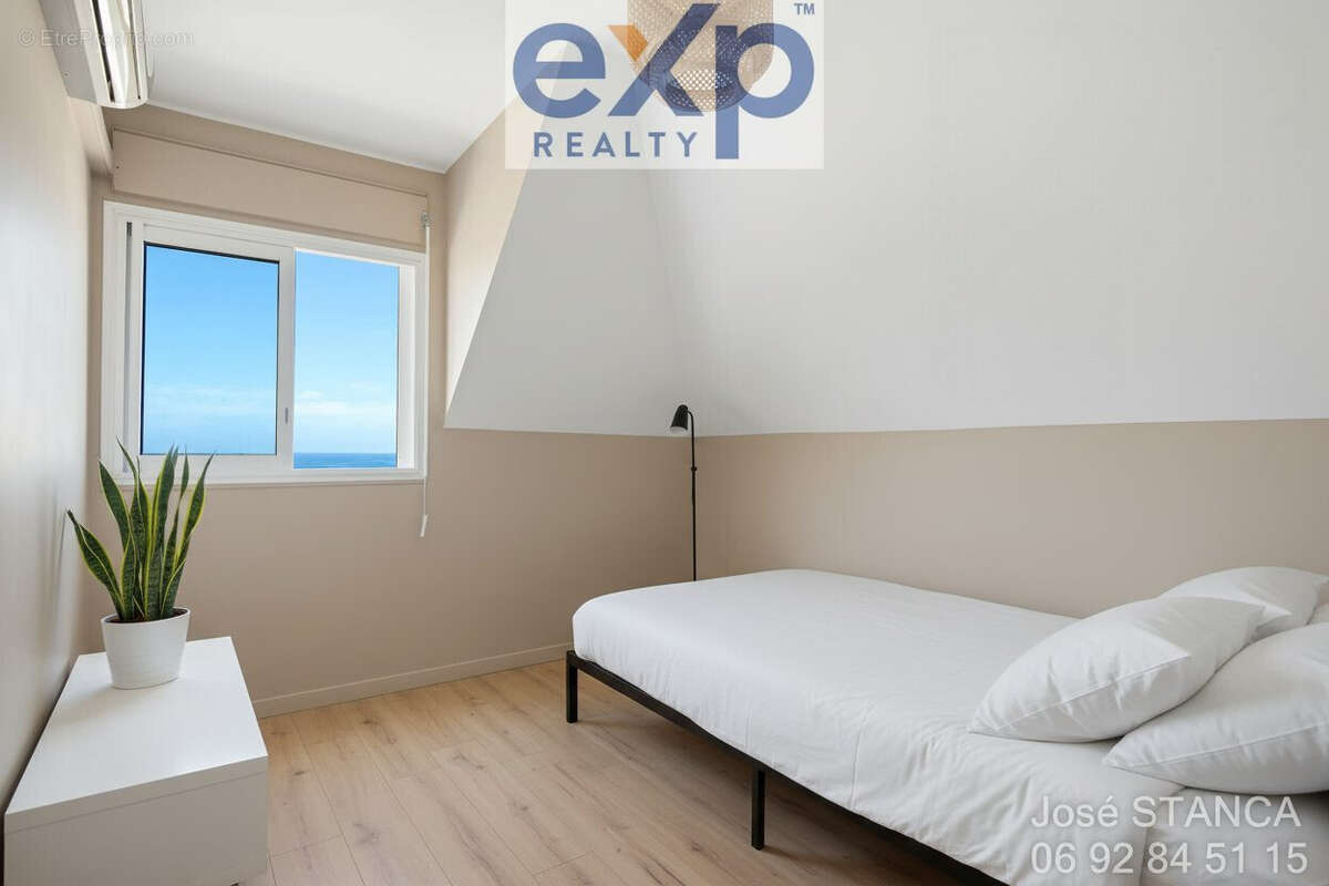 Maison 170 m² à Saint-Paul  - photo 8