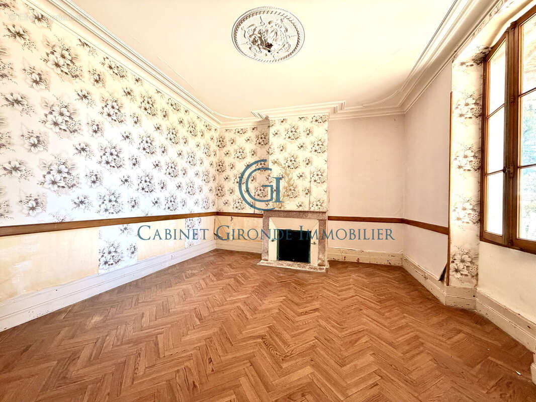 Loupiac de la reole maison pierre 3 chambres bureau dependances terrain 2000 m2 - photo 3