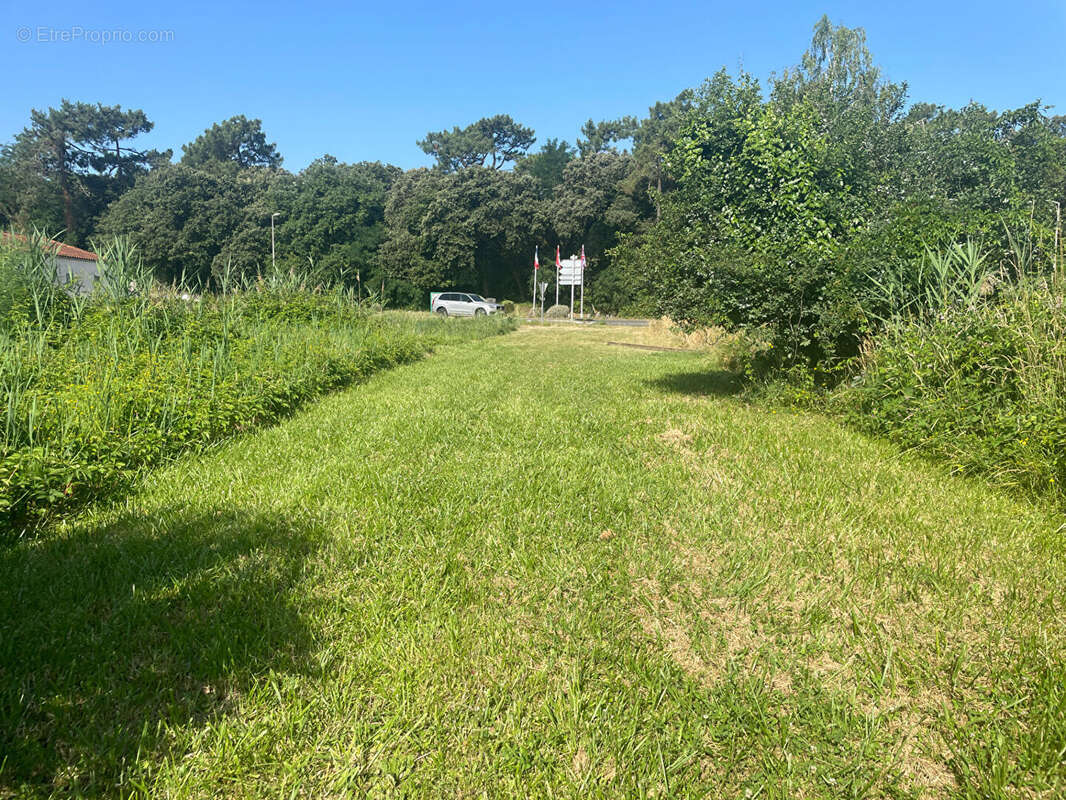 Terrain à LE GRAND-VILLAGE-PLAGE