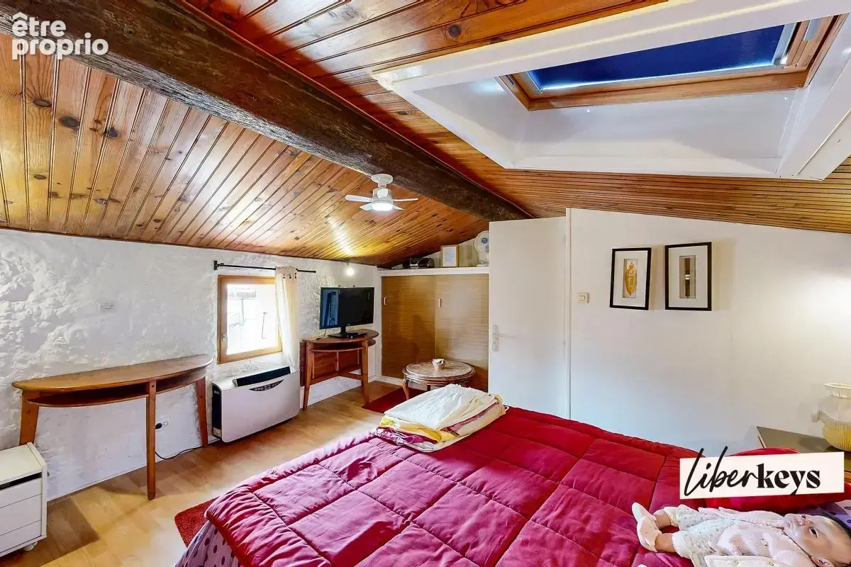 QUINTILLAN : Maison de village atypique avec terrasse privative de 12 m² - photo 12