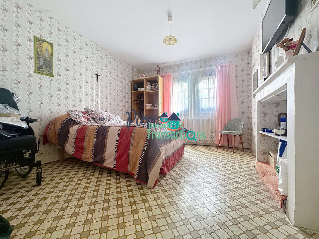 Maison à LA FRENAYE