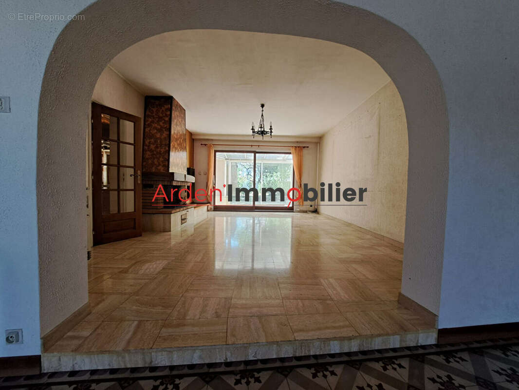 Maison à vendre à Novy Chevrières - Référence 12801 - photo 11