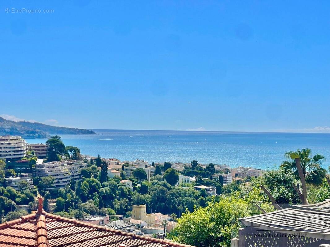 Terrain à NICE