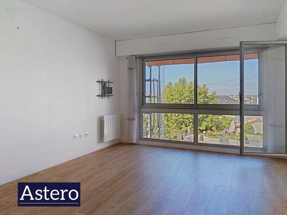 Appartement à NOGENT-SUR-MARNE
