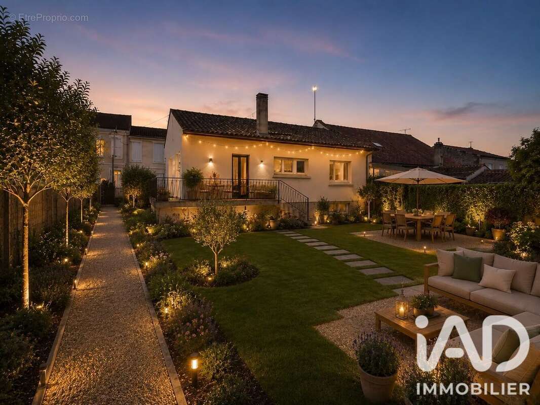 Maison 85 m² à Saintes  - photo 5