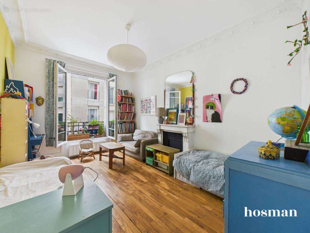Appartement à PARIS-19E