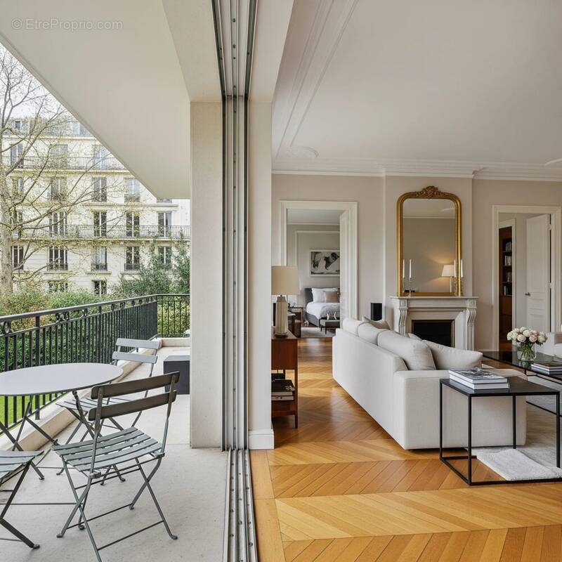 Appartement à PARIS-16E