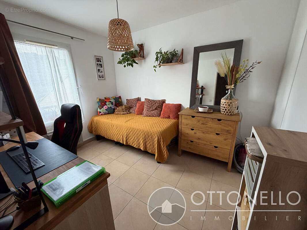 Maison Roquebrune Sur Argens 4 pièces 83.85 m2 avec deux terrasses et garage - photo 8