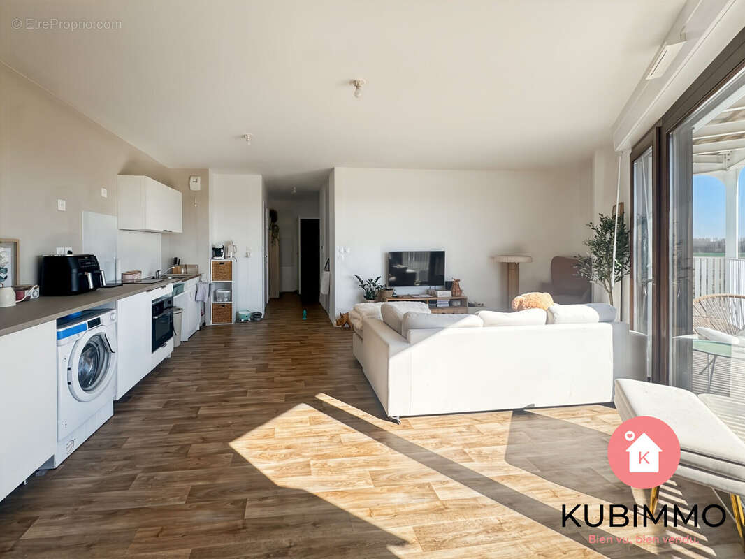 Appartement à BUSSY-SAINT-GEORGES