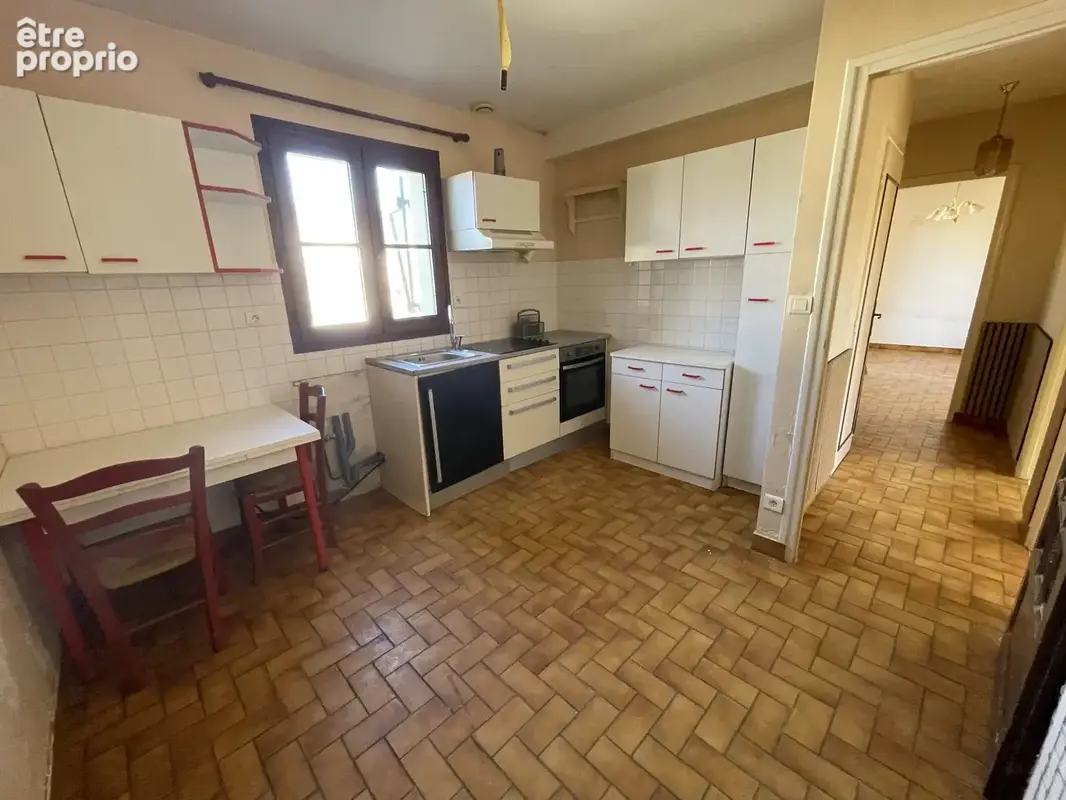 SAINT-LYPHARD   Maison 2 chambres avec terrain de 560 m2 et dépendance - photo 2