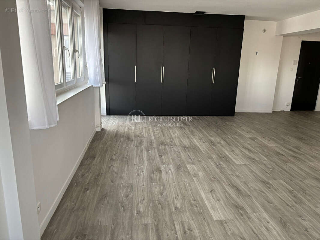 Appartement à LYON-6E