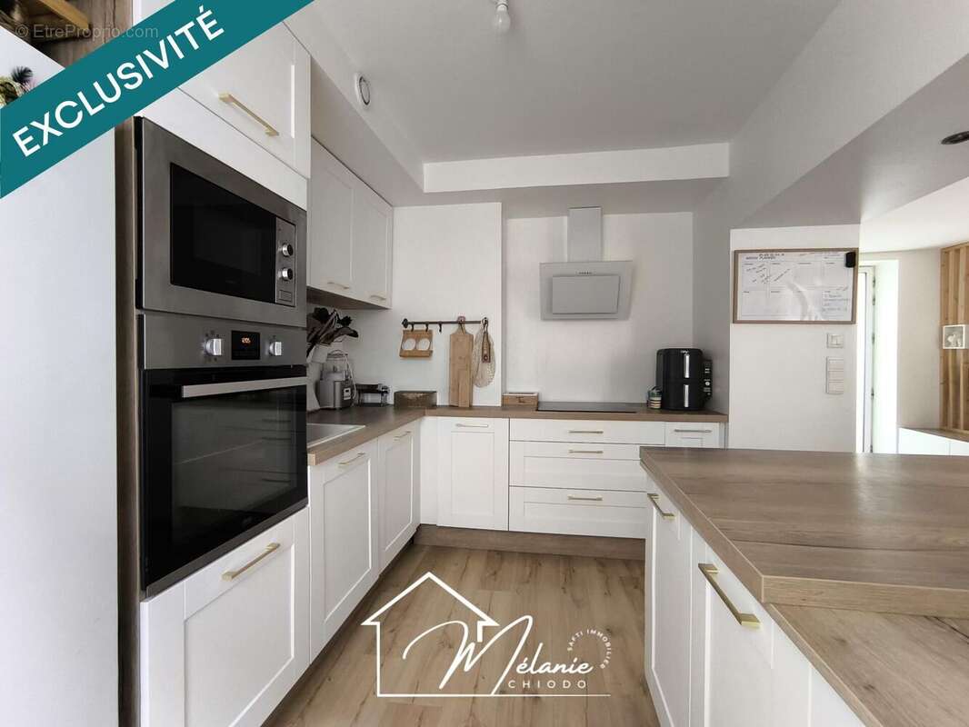 Photo 2 - Maison à ROMAGNAT