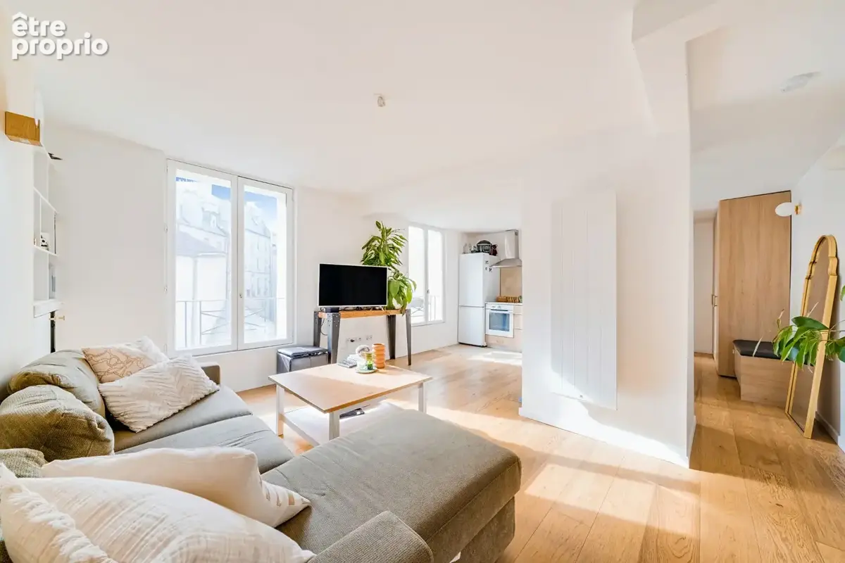 Paris 18? ? château rouge ? superbe 2 pièces de 47 m² - photo 1